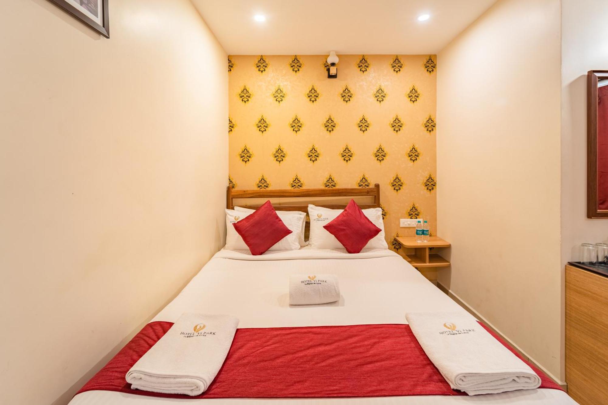 Hotel VI Park - City Centre Pondicherry Exterior photo