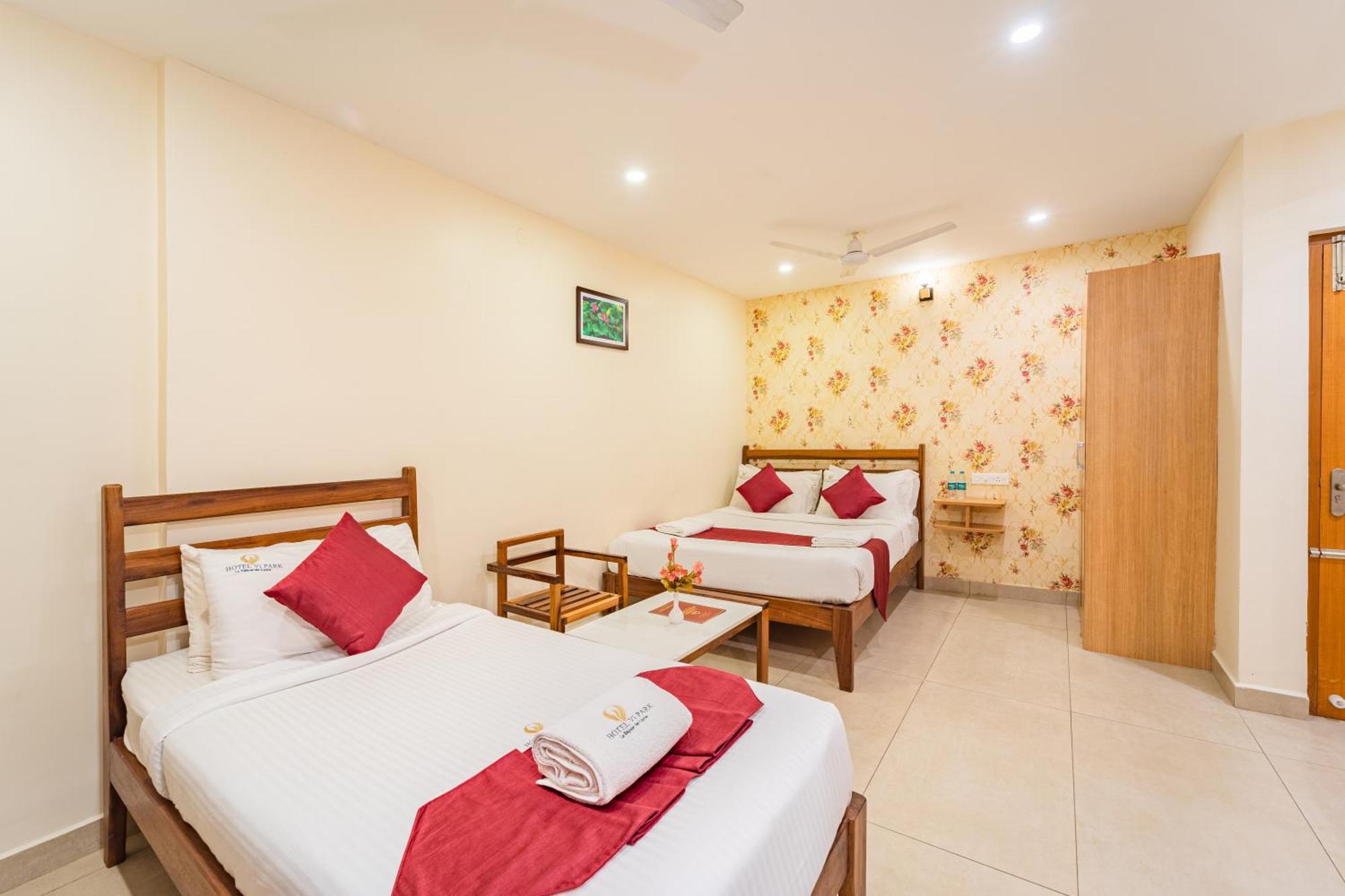 Hotel VI Park - City Centre Pondicherry Exterior photo