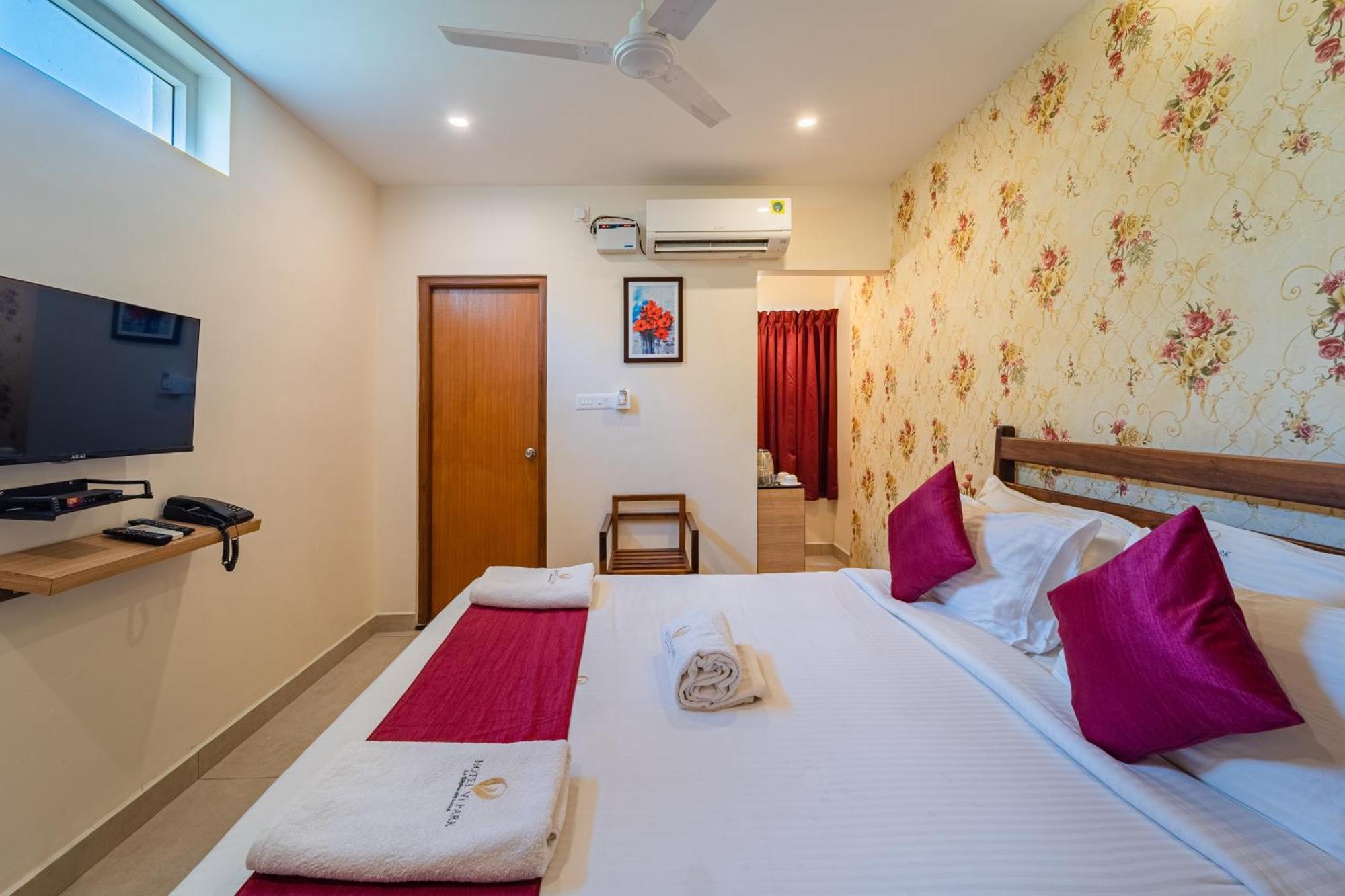 Hotel VI Park - City Centre Pondicherry Exterior photo